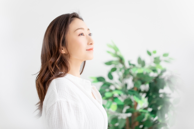 女性